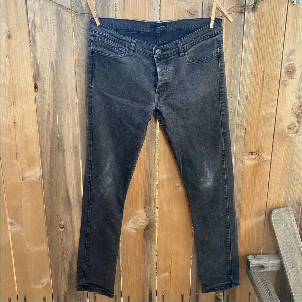 The KOOPLES dark gray men’s straight leg denim Jeans size 33